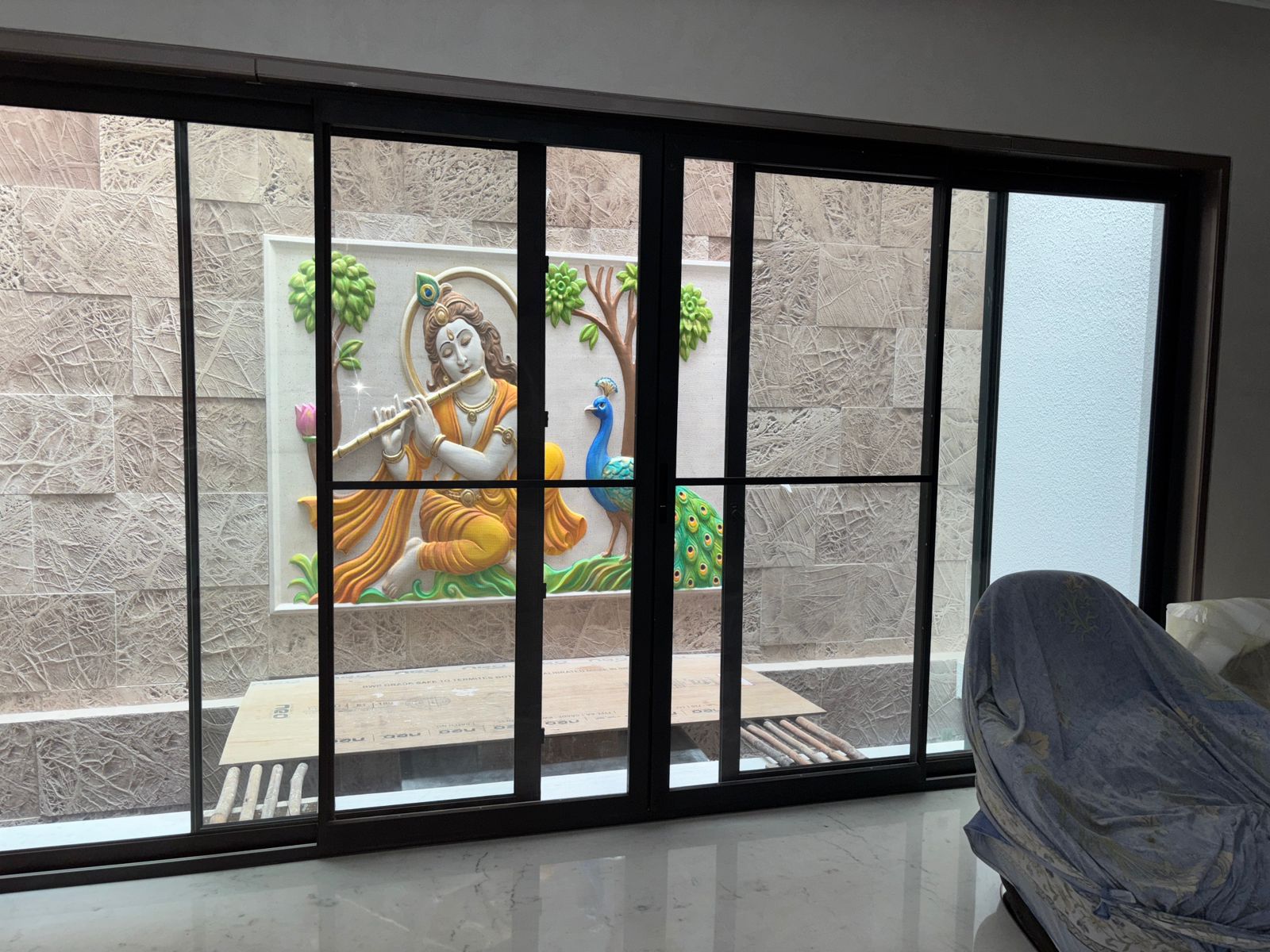 Luxury Courtyard Residence